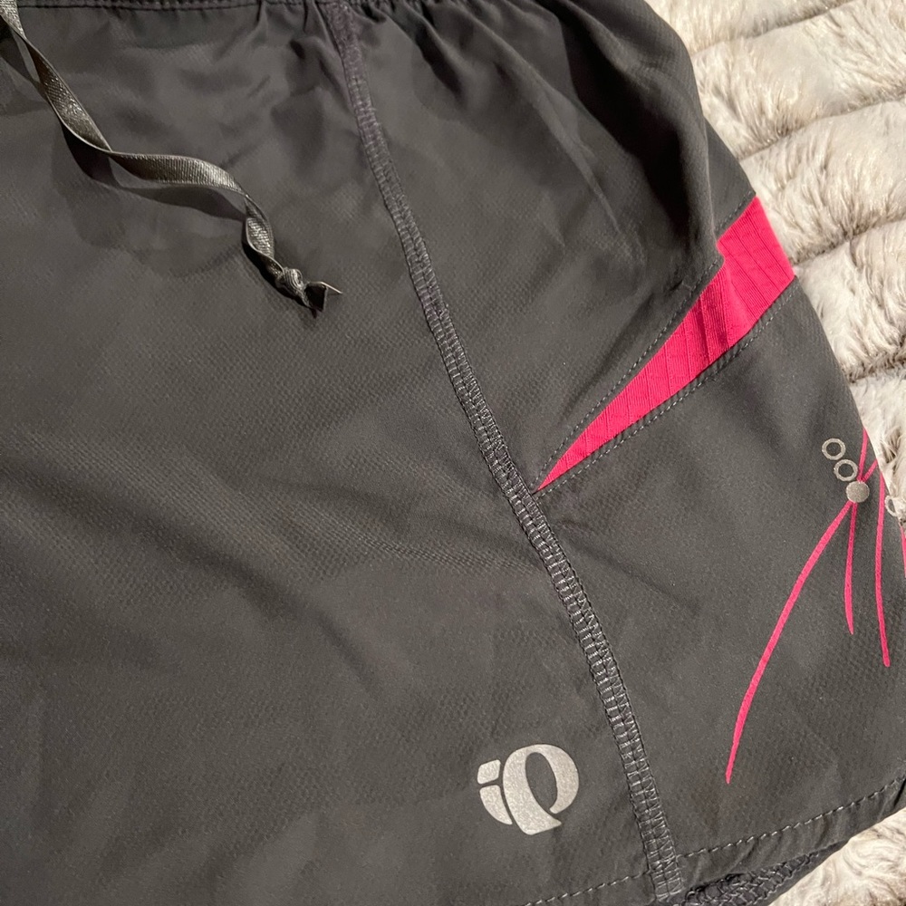 ❤️ 4 for $15 Pearl Izumi Grey & Pink Running Shorts Size S - Picture 3 of 9